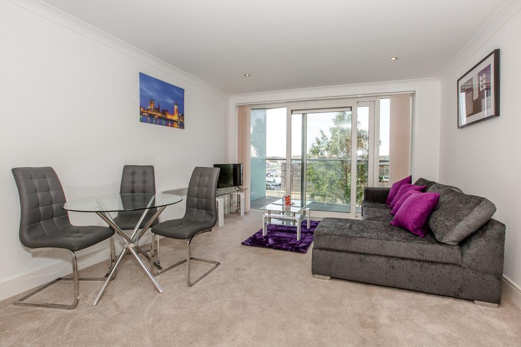 ✪ Ideal Ipswich ✪ Serviced Quays Apartment - 2 Bed Perfect For Felixstowe Port/A12/Science Park/Business Park ✪ อิปสวิช ภายนอก รูปภาพ